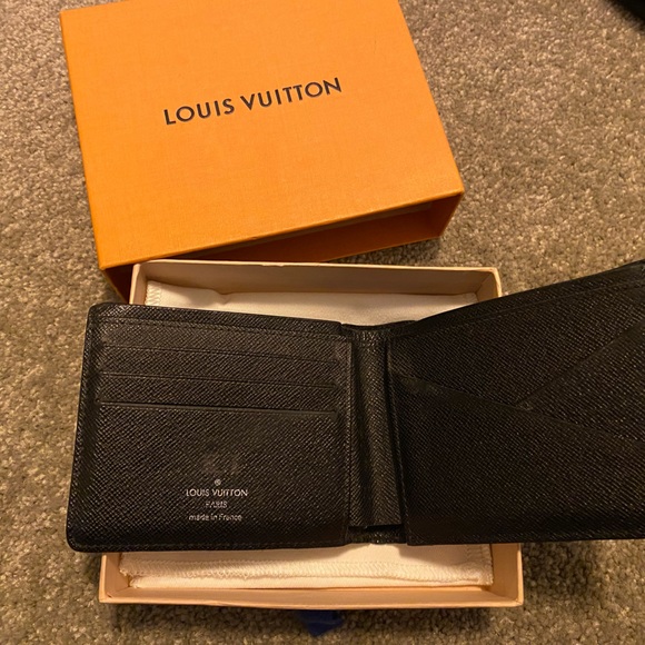 Louis Vuitton Other - LOUIS VUITTON wallet